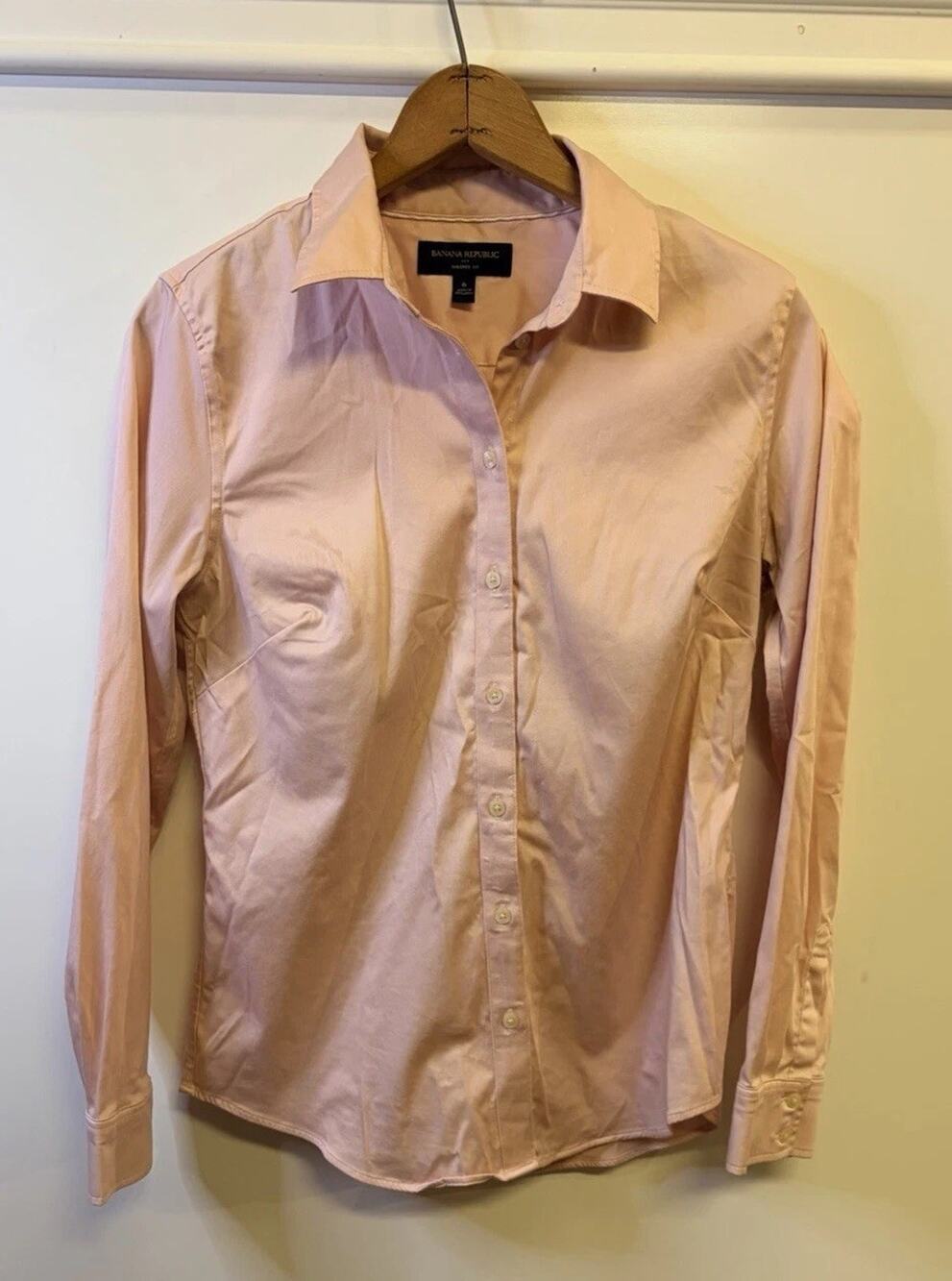Banana Republic Pink Tailored Fit Button Down Long Sleeve Shirt Women’s Size 6